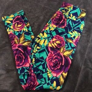 Brand new rose print leggings One Size